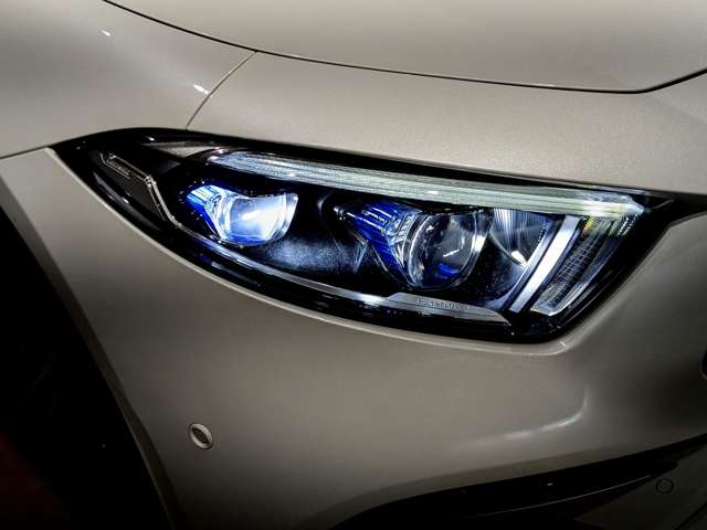 ＡＭＧ ＣＬＳ ＣＬＳ ５３ ４マチックプラス （ＩＳＧ搭載モデル） ４ＷＤ R1年 (関東) 99