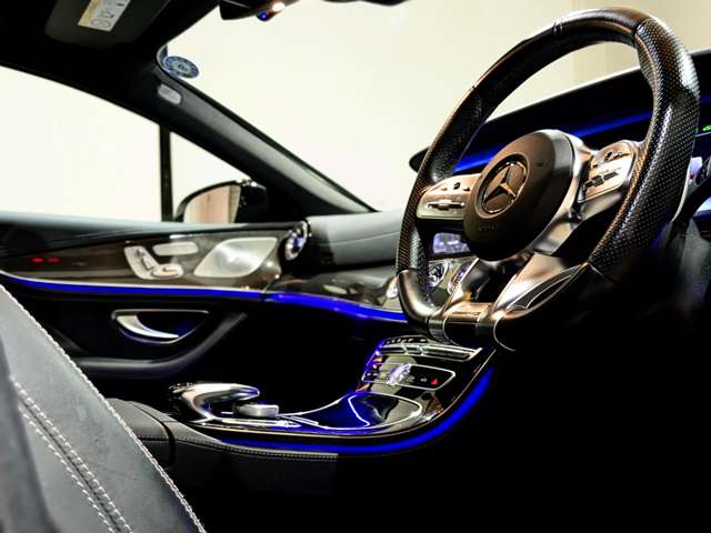 ＡＭＧ ＣＬＳ ＣＬＳ ５３ ４マチックプラス （ＩＳＧ搭載モデル） ４ＷＤ R1年 (関東) 99