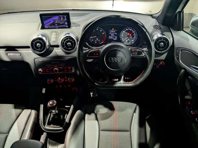 アウディ Ｓ１　スポーツバック ２．０ ４ＷＤ H29年 (関東) 99