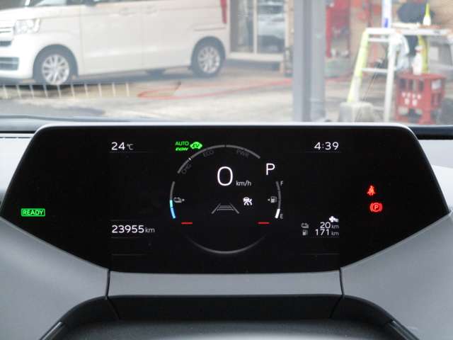 トヨタ プリウスＰＨＶ ２．０ プラグインハイブリッド Ｚ R5年 () 99