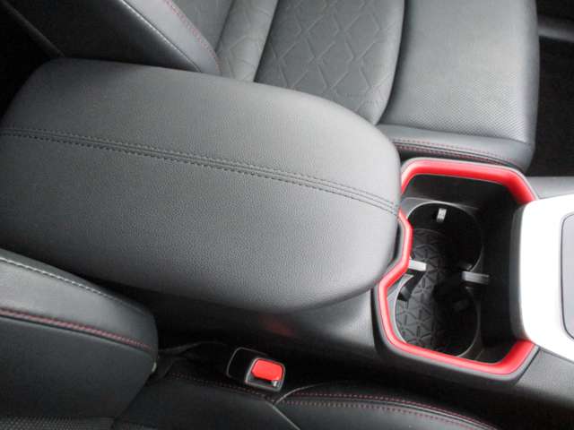 トヨタ ＲＡＶ４ ２．０ アドベンチャー オフロード パッケージ ４ＷＤ R4年 () 99
