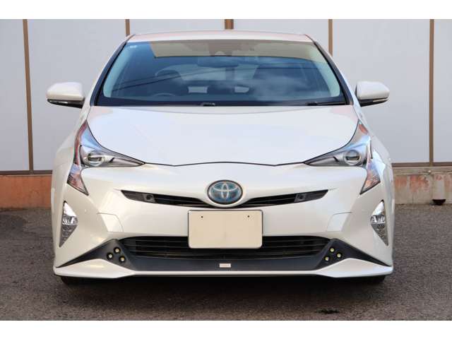 トヨタ プリウス １．８ Ａ ツーリングセレクション Ｅ－ＦＯＵＲ ４ＷＤ H28年 (東北) 99