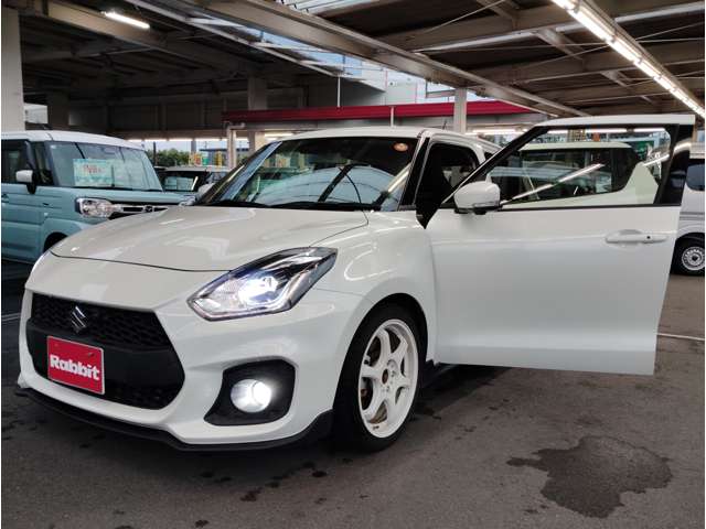 スズキ スイフト スポーツ １．４ R5年 (東海) 99