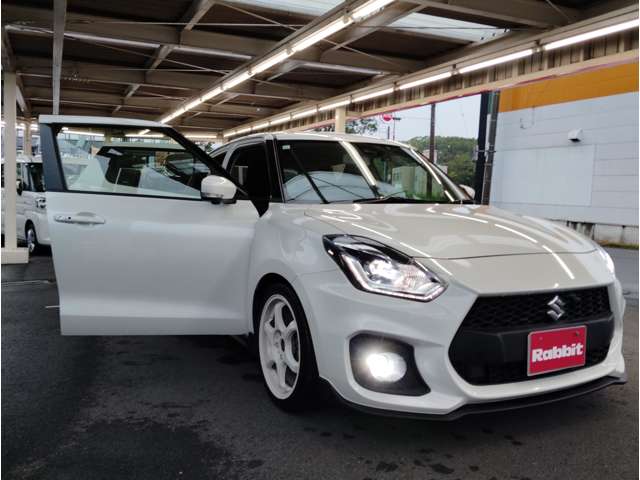 スズキ スイフト スポーツ １．４ R5年 (東海) 99