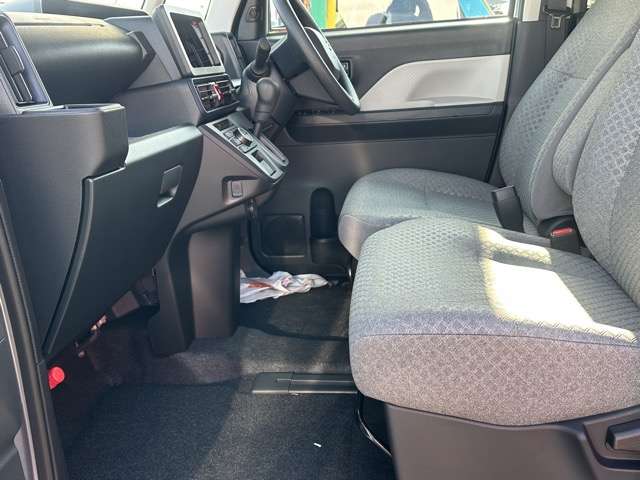 ダイハツ タント ６６０ Ｘ ＥＣＯＩＤＬＥ非装着車 R7年 (東海) 99