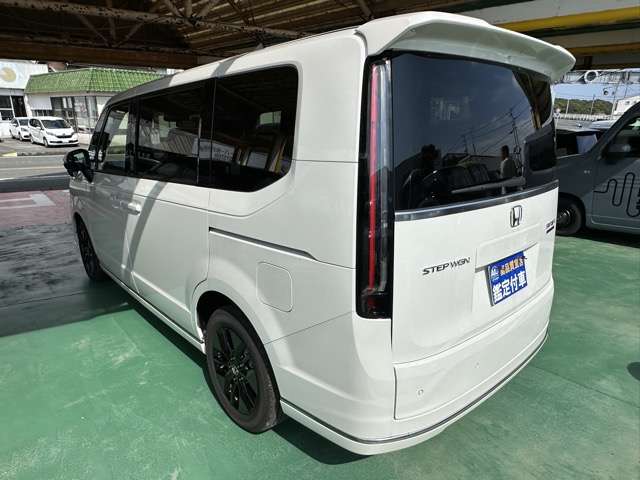 ホンダ ステップワゴン １．５ スパーダ プレミアムライン ４ＷＤ R8年 (東海) 99