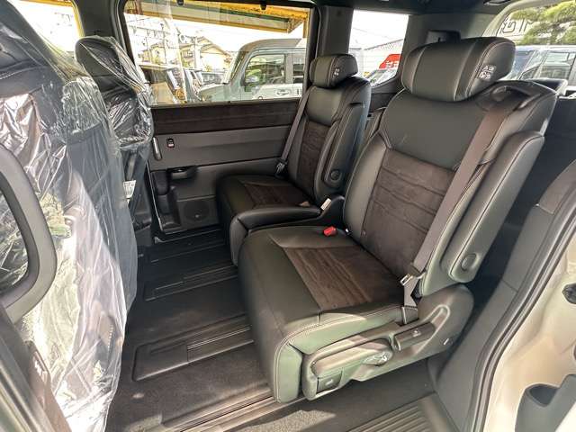 ホンダ ステップワゴン １．５ スパーダ プレミアムライン ４ＷＤ R8年 (東海) 99