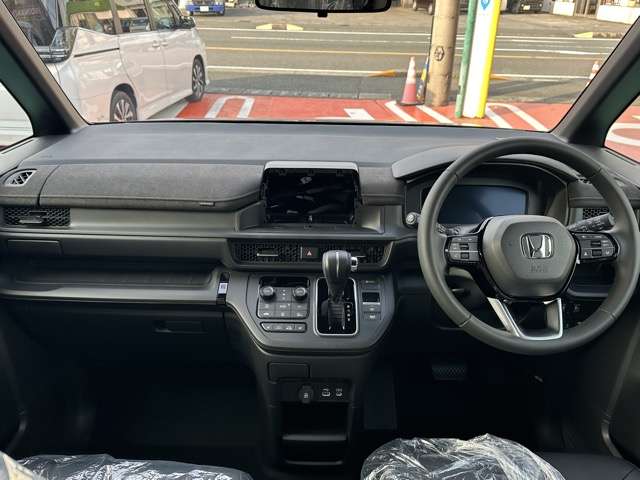 ホンダ ステップワゴン １．５ スパーダ プレミアムライン ４ＷＤ R8年 (東海) 99