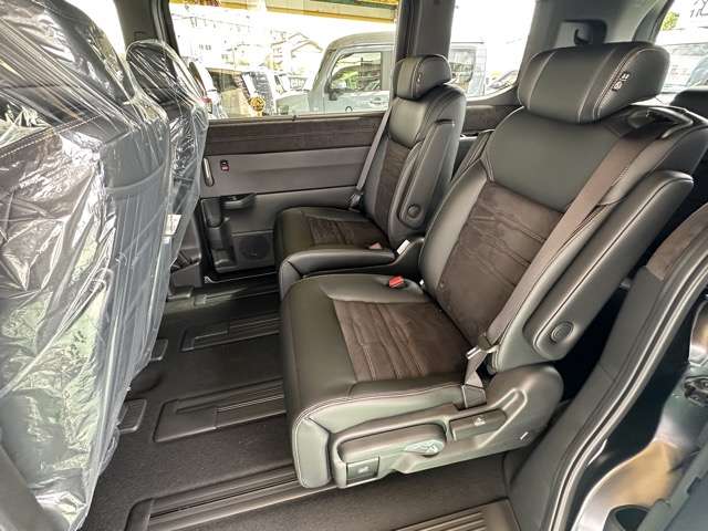 ホンダ ステップワゴン １．５ スパーダ プレミアムライン ４ＷＤ R8年 (東海) 99