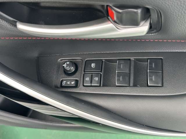 トヨタ カローラスポーツ　ハイブリッド １．８ ハイブリッド Ｇ Ｚ R6年 (東海) 99