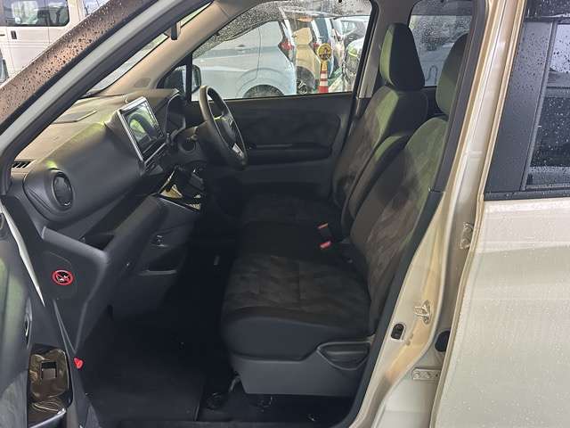 三菱 ｅＫクロス　ＥＶ Ｇ R5年 (東海) 99