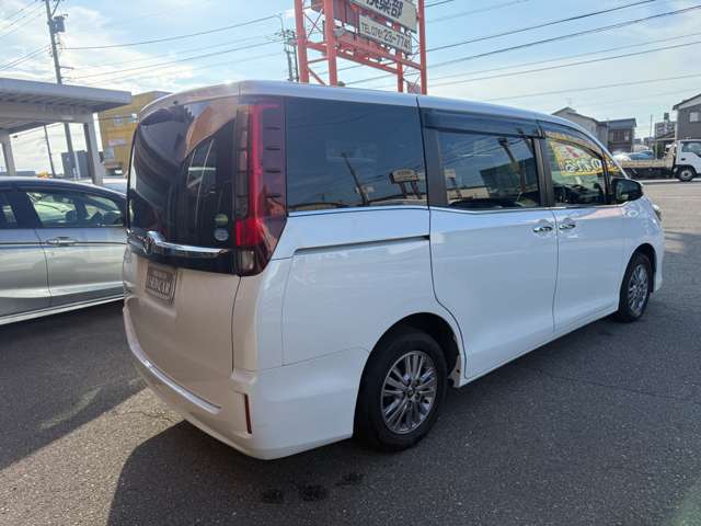 トヨタ エスクァイア ２．０ ＧＩ H29年 (甲信越・北陸) 99