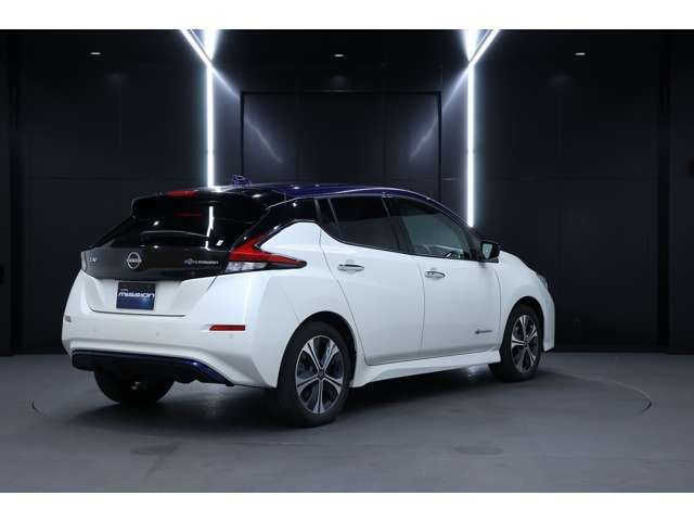 日産 リーフ ｅ＋　Ｘ R4年 (北海道) 99