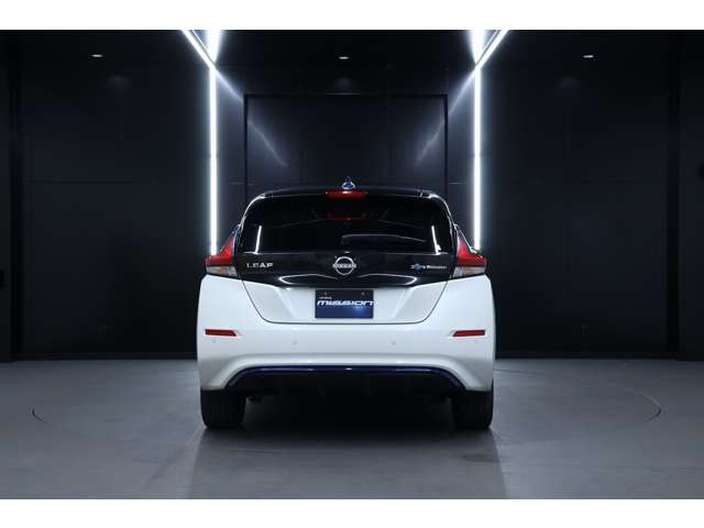 日産 リーフ ｅ＋　Ｘ R4年 (北海道) 99