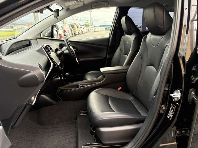 トヨタ プリウス １．８ Ｓ ツーリングセレクション H29年 (近畿) 99