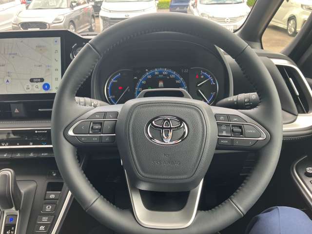 トヨタ ノア １．８ ハイブリッド Ｓ－Ｚ R8年 (関東) 99
