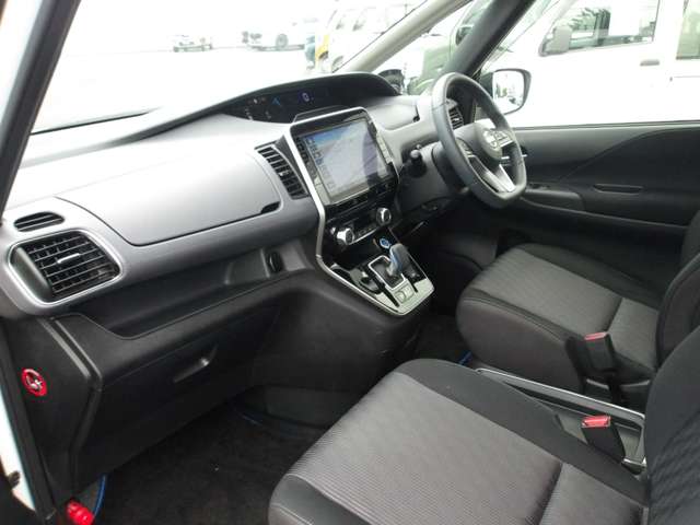 日産 セレナ １．２ Ｅ－ＰＯＷＥＲ ハイウェイスター Ｖ R3年 (関東) 99
