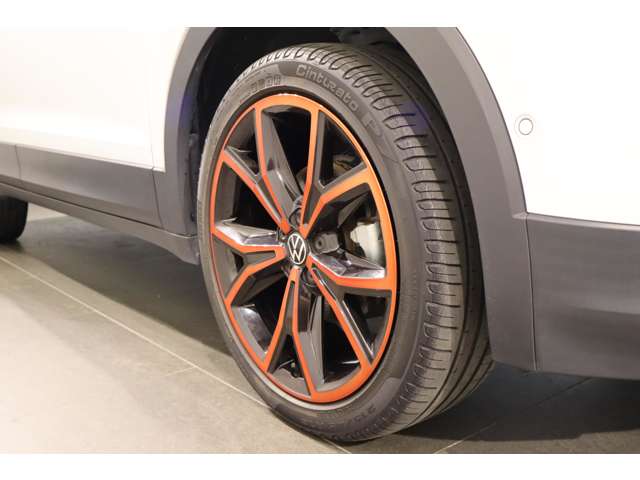 フォルクスワーゲン Ｔ－ＣＲＯＳＳ ＴＳＩ スタイル R3年 (近畿) 99