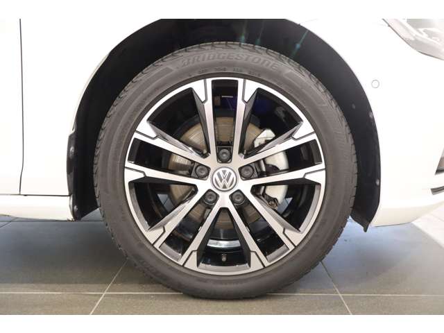 フォルクスワーゲン ゴルフ ＴＳＩ　コンフォートライン　マイスター R1年 (近畿) 99