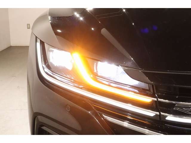 フォルクスワーゲン アルテオンシューティングブレーク ＴＳＩ ４モーション Ｒライン アドバンス ４ＷＤ R5年 (近畿) 99