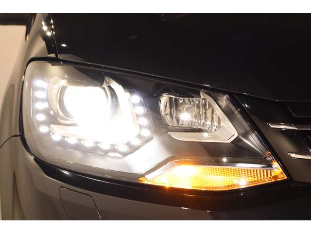 フォルクスワーゲン シャラン ＴＤＩ ハイライン ディーゼルターボ R4年 (近畿) 99