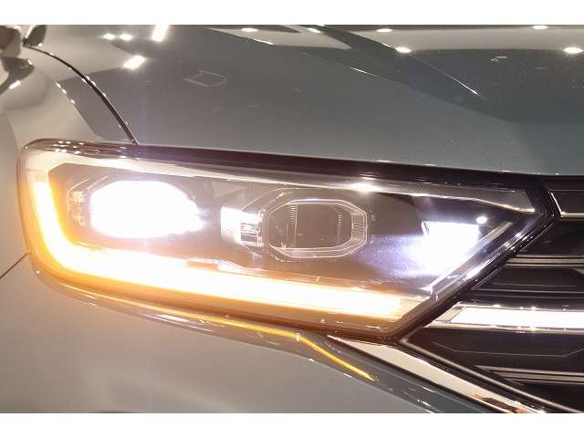 フォルクスワーゲン Ｔ－ＲＯＣ ＴＤＩ スタイル ディーゼルターボ R5年 (近畿) 99