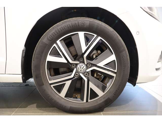 フォルクスワーゲン ゴルフトゥーラン ＴＤＩ ハイライン ディーゼルターボ R3年 (近畿) 99