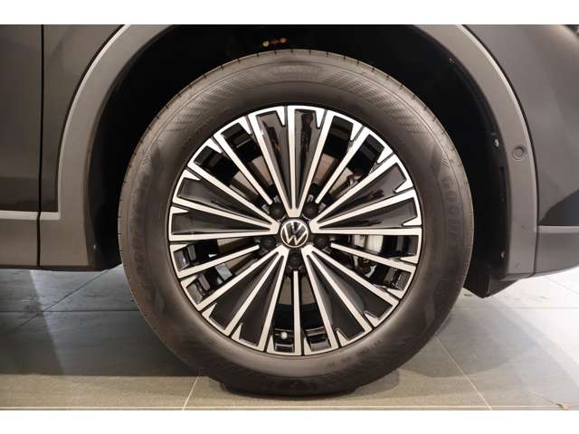 フォルクスワーゲン ティグアン ＴＤＩ ４モーション エレガンス ディーゼルターボ ４ＷＤ R7年 (近畿) 99