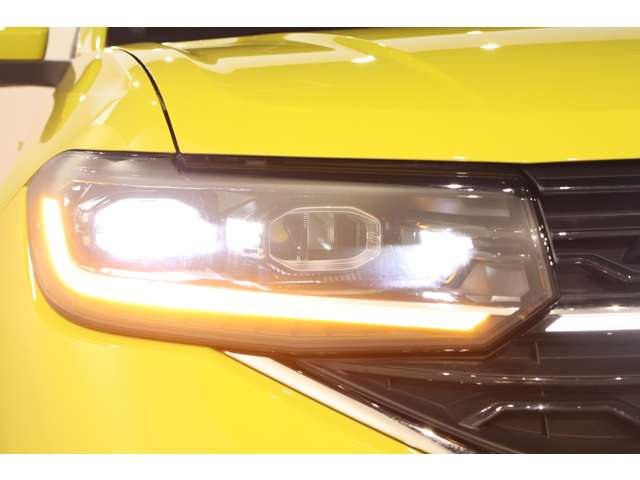 フォルクスワーゲン Ｔ－ＣＲＯＳＳ ＴＳＩ Ｒライン R6年 (近畿) 99