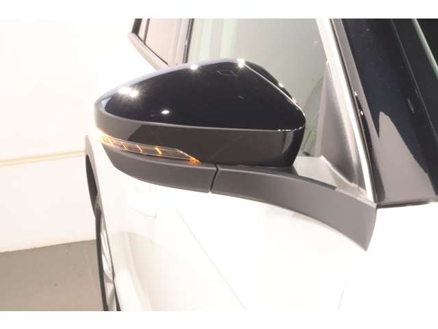 フォルクスワーゲン Ｔ－ＲＯＣ ＴＳＩ スタイル R7年 (近畿) 99