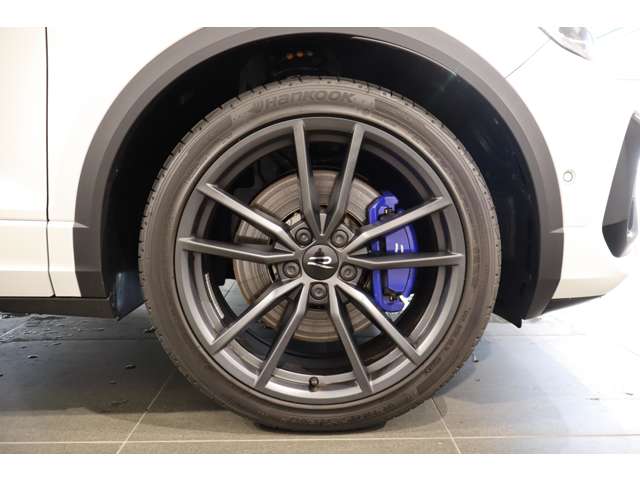 フォルクスワーゲン Ｔ－ＲＯＣ Ｒ ブラック スタイル パフォーマンス ４ＷＤ R7年 (近畿) 99