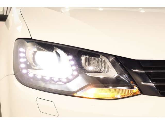 フォルクスワーゲン シャラン ＴＤＩ ハイライン ディーゼルターボ R3年 (近畿) 99