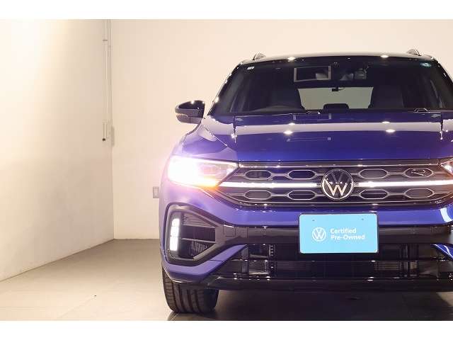 フォルクスワーゲン Ｔ－ＲＯＣ Ｒ ブラック スタイル パフォーマンス ４ＷＤ R8年 (近畿) 99