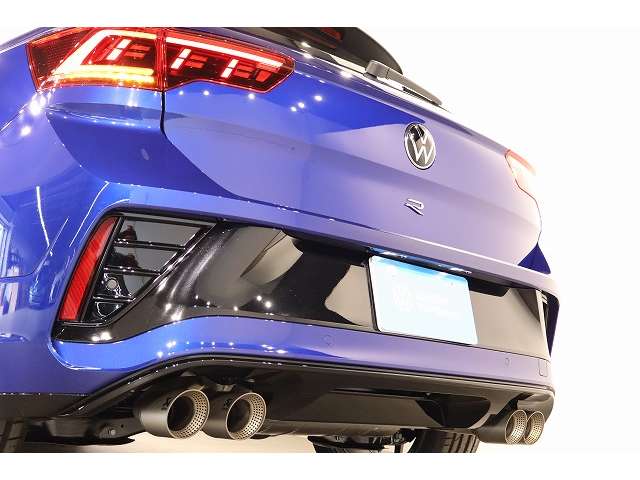 フォルクスワーゲン Ｔ－ＲＯＣ Ｒ ブラック スタイル パフォーマンス ４ＷＤ R8年 (近畿) 99