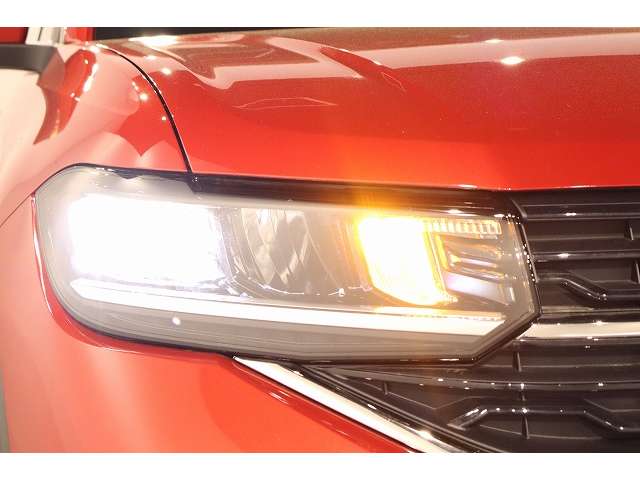 フォルクスワーゲン Ｔ－ＣＲＯＳＳ ＴＳＩ アクティブ R8年 (近畿) 99