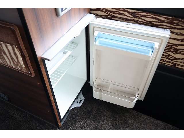 トヨタ ハイエースバン キャンピングカーデルタリンクダーウィンＱ５ H29年 (東北) 99