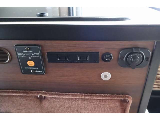 トヨタ ハイエースバン キャンピングカーデルタリンクダーウィンＱ５ H29年 (東北) 99