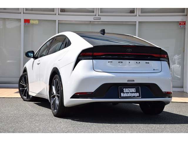 トヨタ プリウス ２．０ Ｚ R6年 (近畿) 99