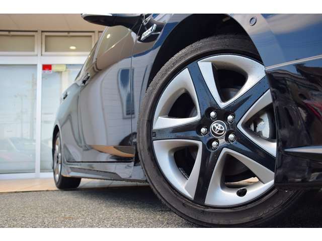 トヨタ プリウスＰＨＶ １．８ Ａ プレミアム R4年 (近畿) 99