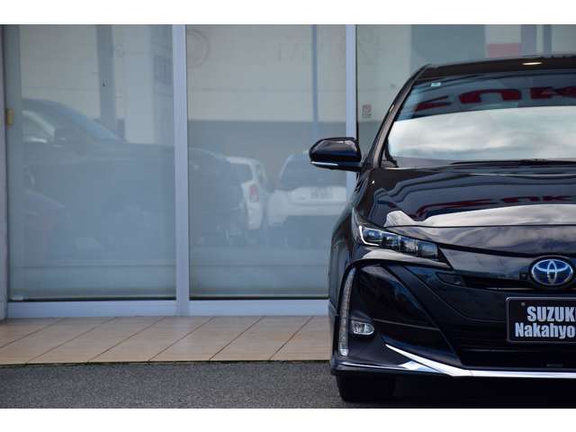 トヨタ プリウスＰＨＶ １．８ Ａ プレミアム R4年 (近畿) 99