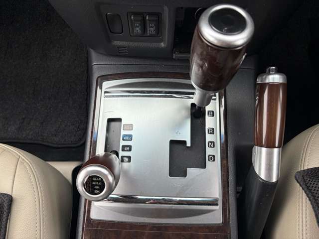 三菱 パジェロ ３．０ ロング エクシード ４ＷＤ H29年 (関東) 99