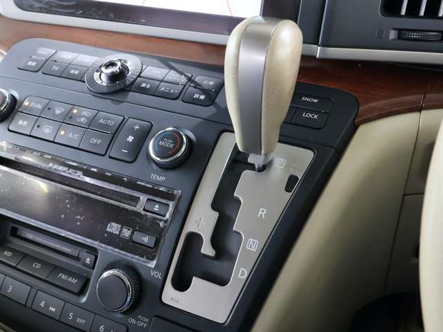 日産 エルグランド ３．５ Ｘ ４ＷＤ H17年 (関東) 99