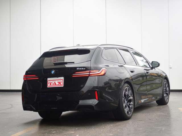 ＢＭＷ ５シリーズ ５２３Ｄ Ｘドライブ Ｍスポーツ ディーゼルターボ ４ＷＤ R6年 (近畿) 99