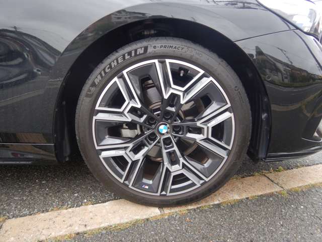 ＢＭＷ ５シリーズ ５２３Ｄ Ｘドライブ Ｍスポーツ ディーゼルターボ ４ＷＤ R6年 (近畿) 99