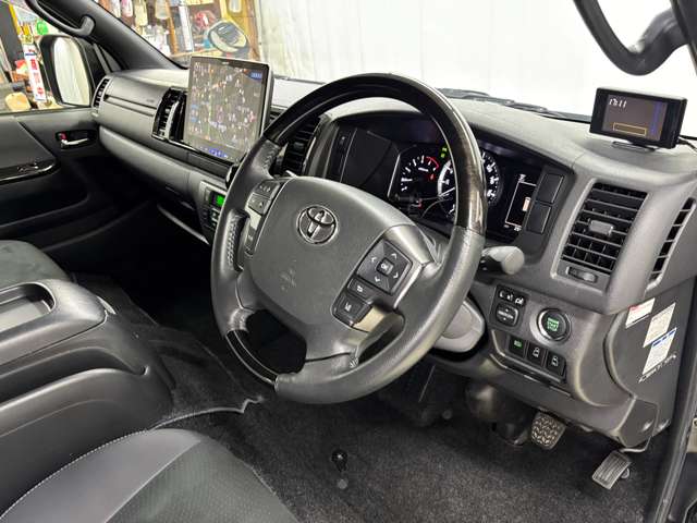 トヨタ ハイエースバン ２．８ スーパーＧＬ ダークプライムＩＩワイド ミドルルーフ ロングボディ ディーゼルターボ R3年 () 99