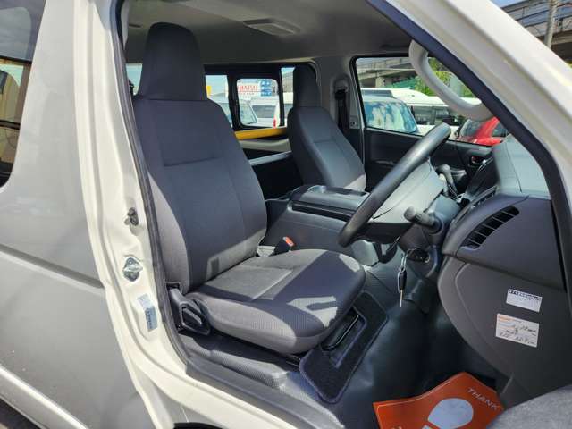 トヨタ ハイエースワゴン ２．７ ウェルキャブ ウェルジョイン ロング ＤＸベース R1年 (近畿) 99