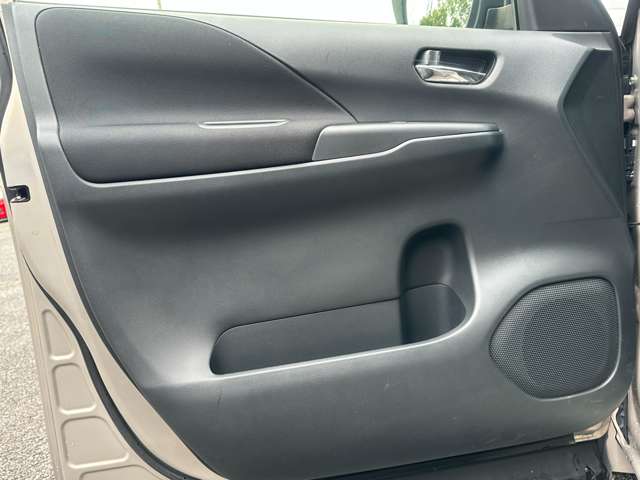 日産 セレナ １．２ Ｅ－ＰＯＷＥＲ ハイウェイスター Ｖ R2年 (関東) 99
