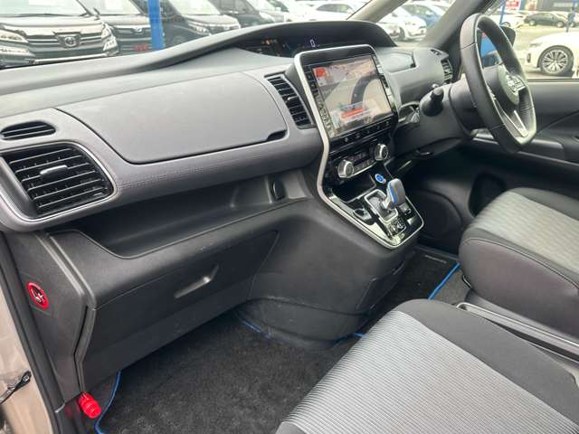 日産 セレナ １．２ Ｅ－ＰＯＷＥＲ ハイウェイスター Ｖ R2年 (関東) 99