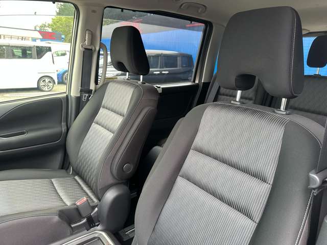 日産 セレナ １．２ Ｅ－ＰＯＷＥＲ ハイウェイスター Ｖ R2年 (関東) 99
