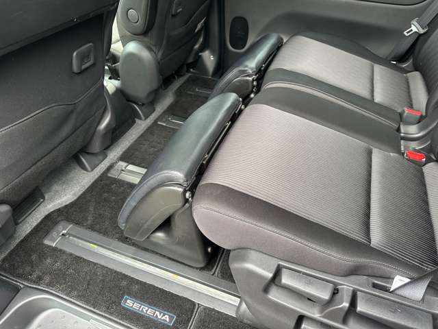日産 セレナ １．２ Ｅ－ＰＯＷＥＲ ハイウェイスター Ｖ R2年 (関東) 99